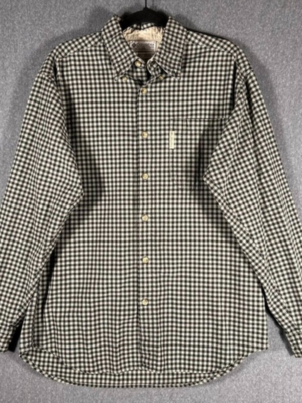 Columbia Button Down Shirt Mens Sz M Gingham Black/Beige/Blue L/S Pocket VTG
